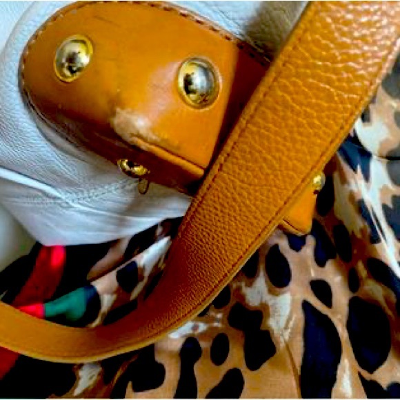 Michael Kors Bags - Picture 4 of 6